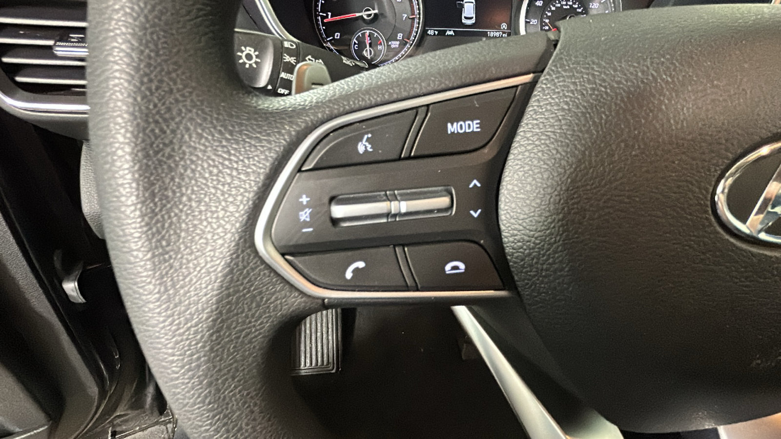 Used 2023 Hyundai Santa Fe SE FWD image 20
