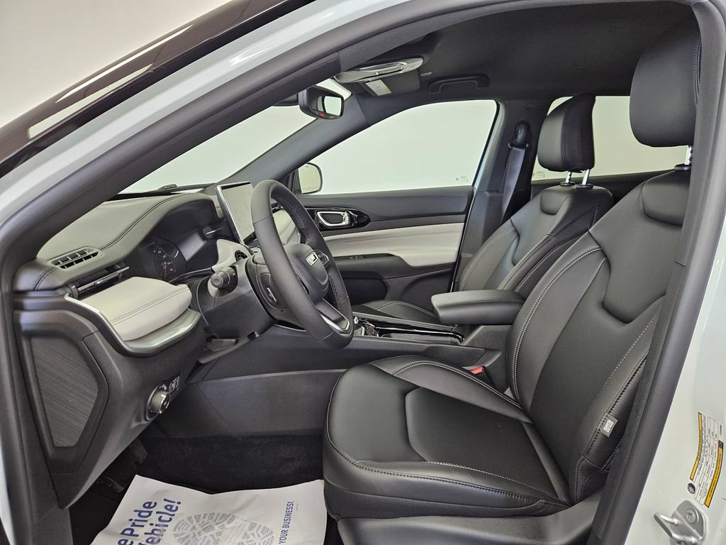 New 2026 Jeep Compass Limited AWD/4WD image 3