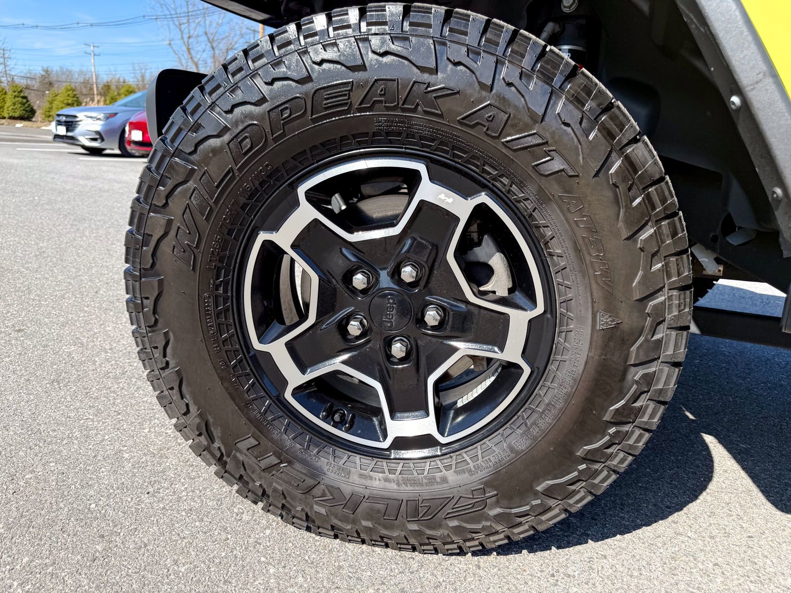 Used 2023 Jeep Gladiator Mojave w/ Cold Weather Group image 39