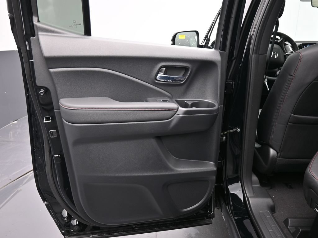 New 2026 Honda Ridgeline Black Edition image 22