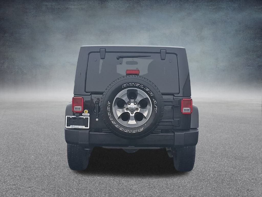 Used 2018 Jeep Wrangler Unlimited Sahara w/ Connectivity Group image 8