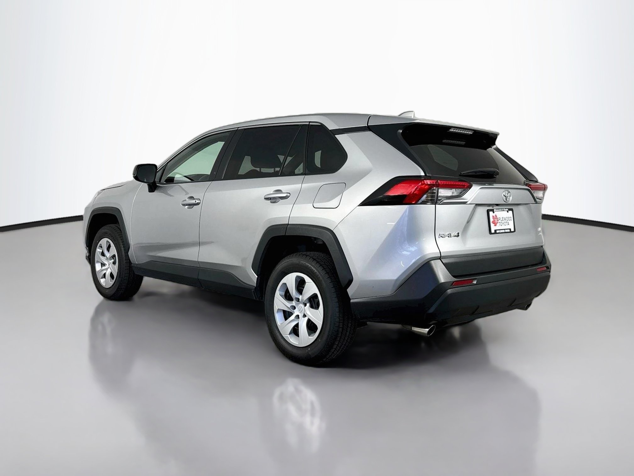 Certified 2025 Toyota RAV4 LE AWD/4WD image 5