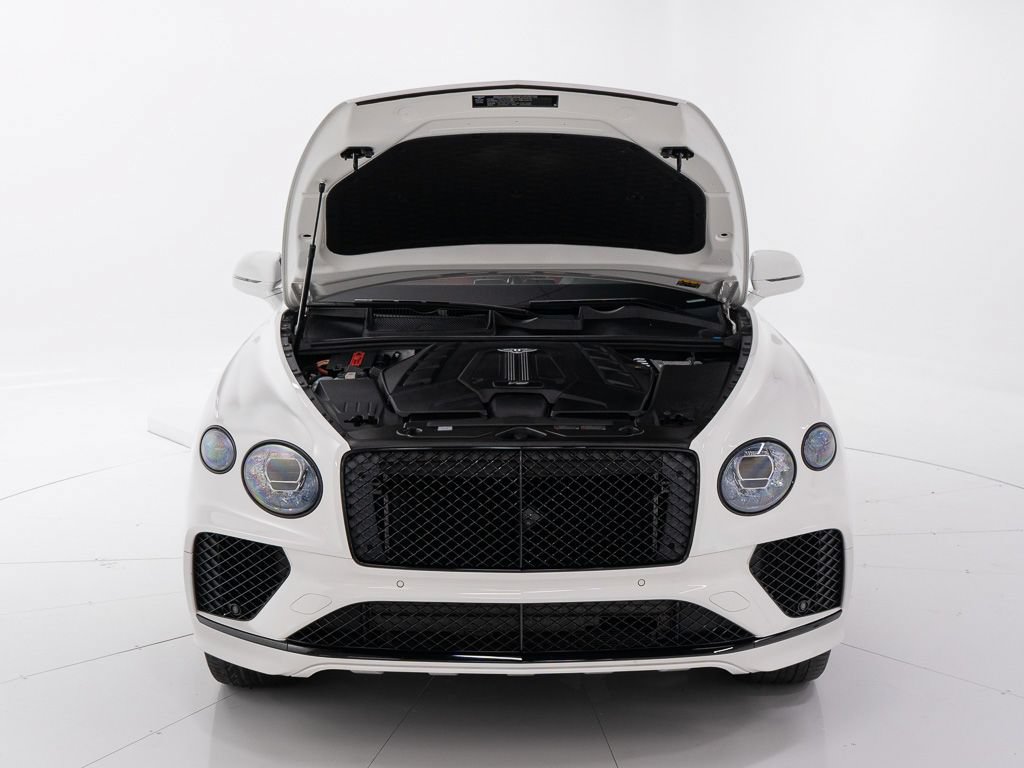Certified 2023 Bentley Bentayga AWD/4WD image 46
