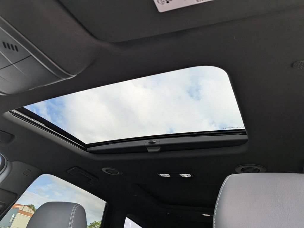 Used 2023 Buick Enclave Premium w/ Experience Buick Package AWD/4WD image 19