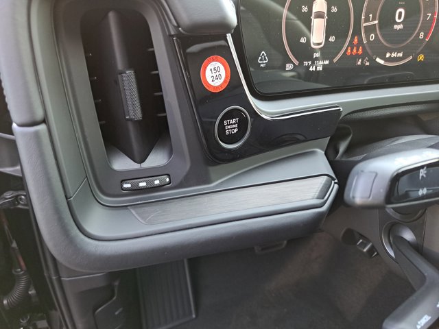 New 2026 Porsche Cayenne GTS image 28