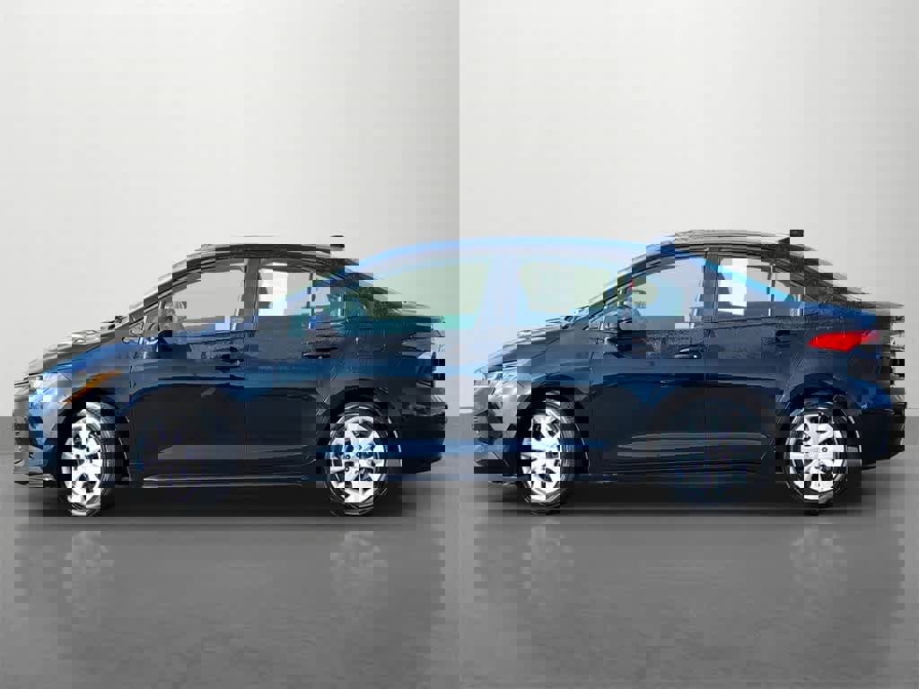 Used 2023 Toyota Corolla LE image 3