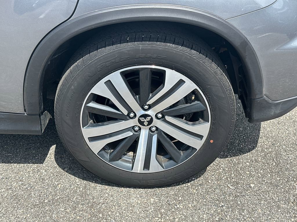 Used 2025 Mitsubishi Outlander Sport AWD image 19