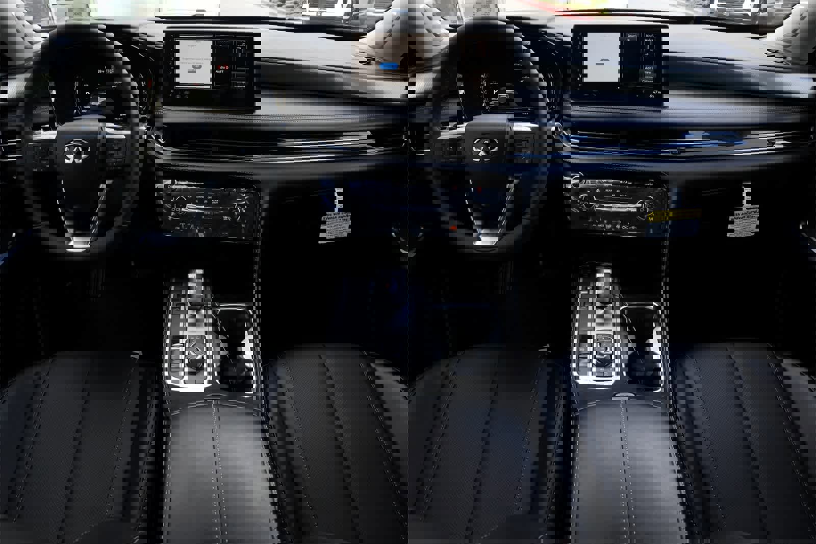 New 2026 INFINITI QX60 Luxe image 7