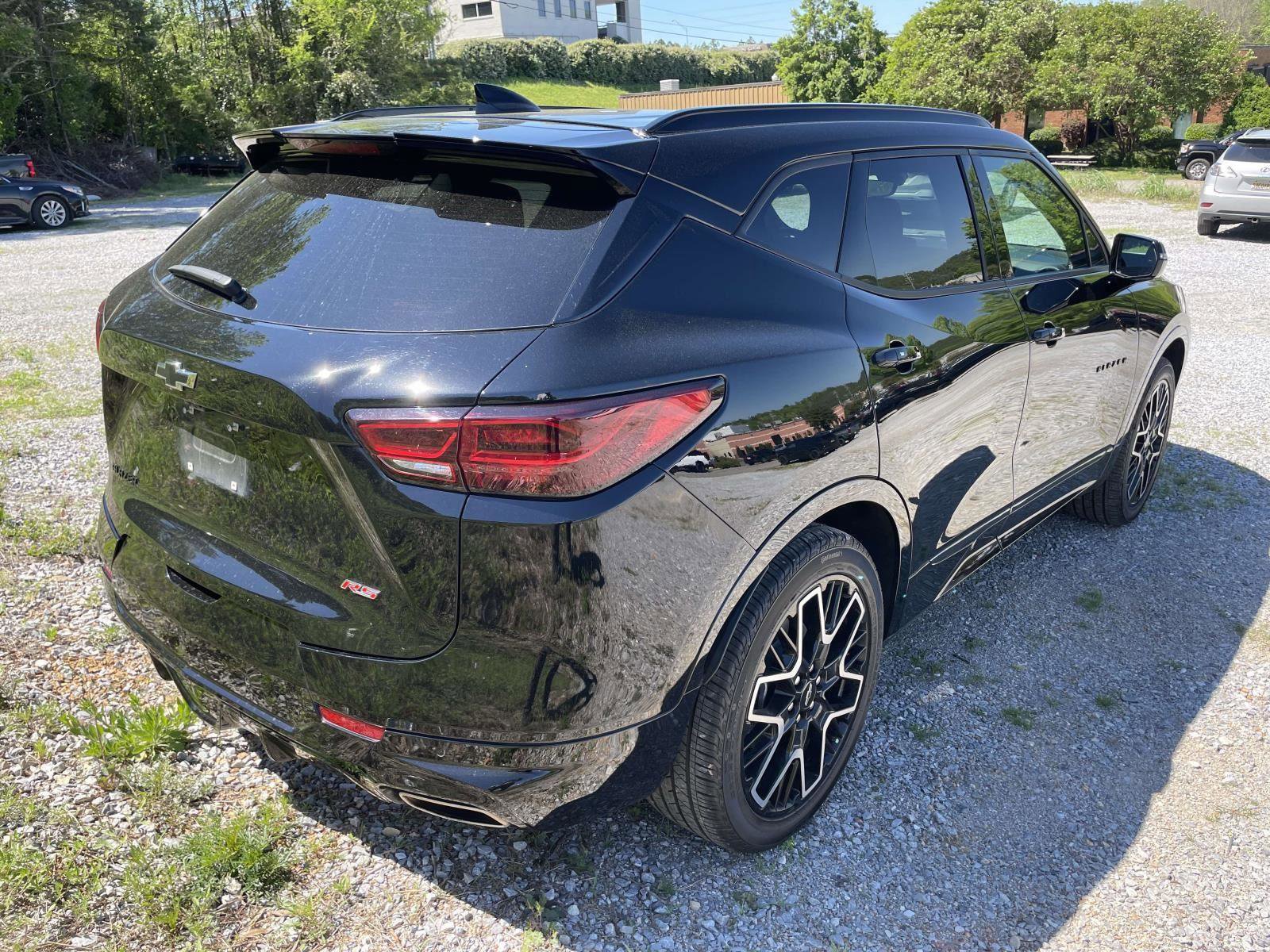 Used 2025 Chevrolet Blazer RS w/ Driver Confidence II Package image 9