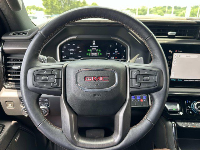 Used 2023 GMC Sierra 1500 AT4 image 28