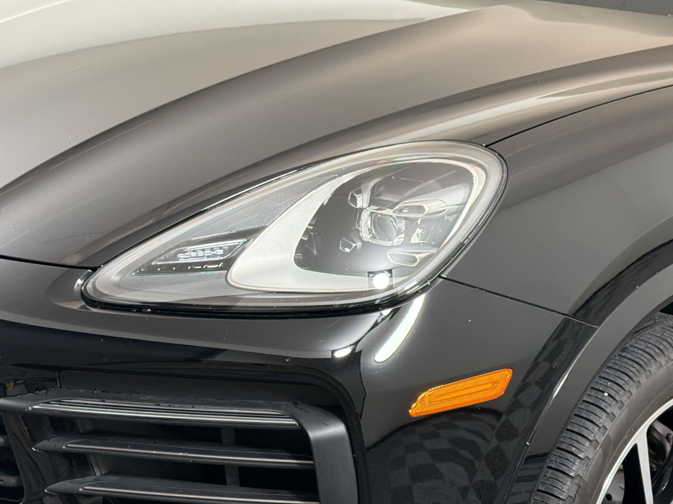 Used 2023 Porsche Cayenne Platinum Edition AWD/4WD image 13