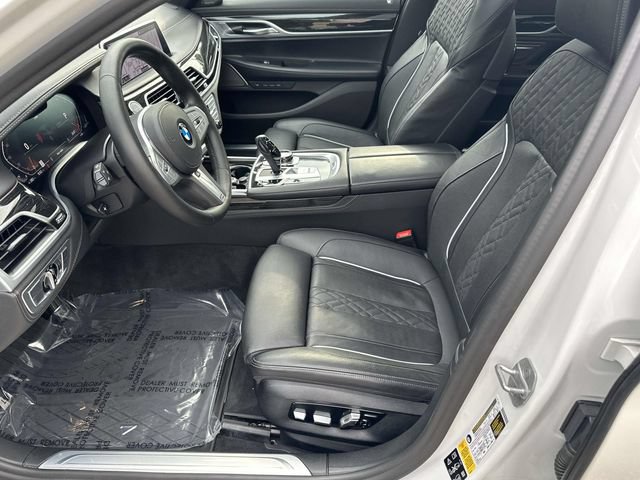Used 2021 BMW 750i xDrive w/ Autobahn Package AWD/4WD image 27