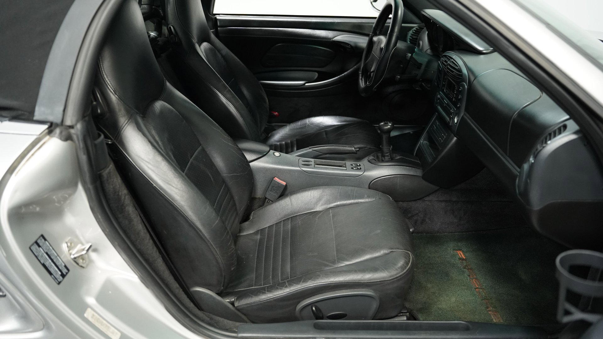 Used 1998 Porsche Boxster image 37