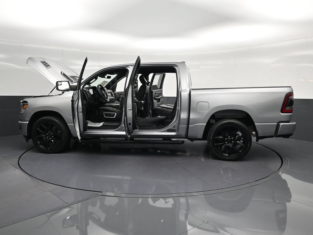 Used 2024 RAM 1500 Laramie AWD/4WD image 38