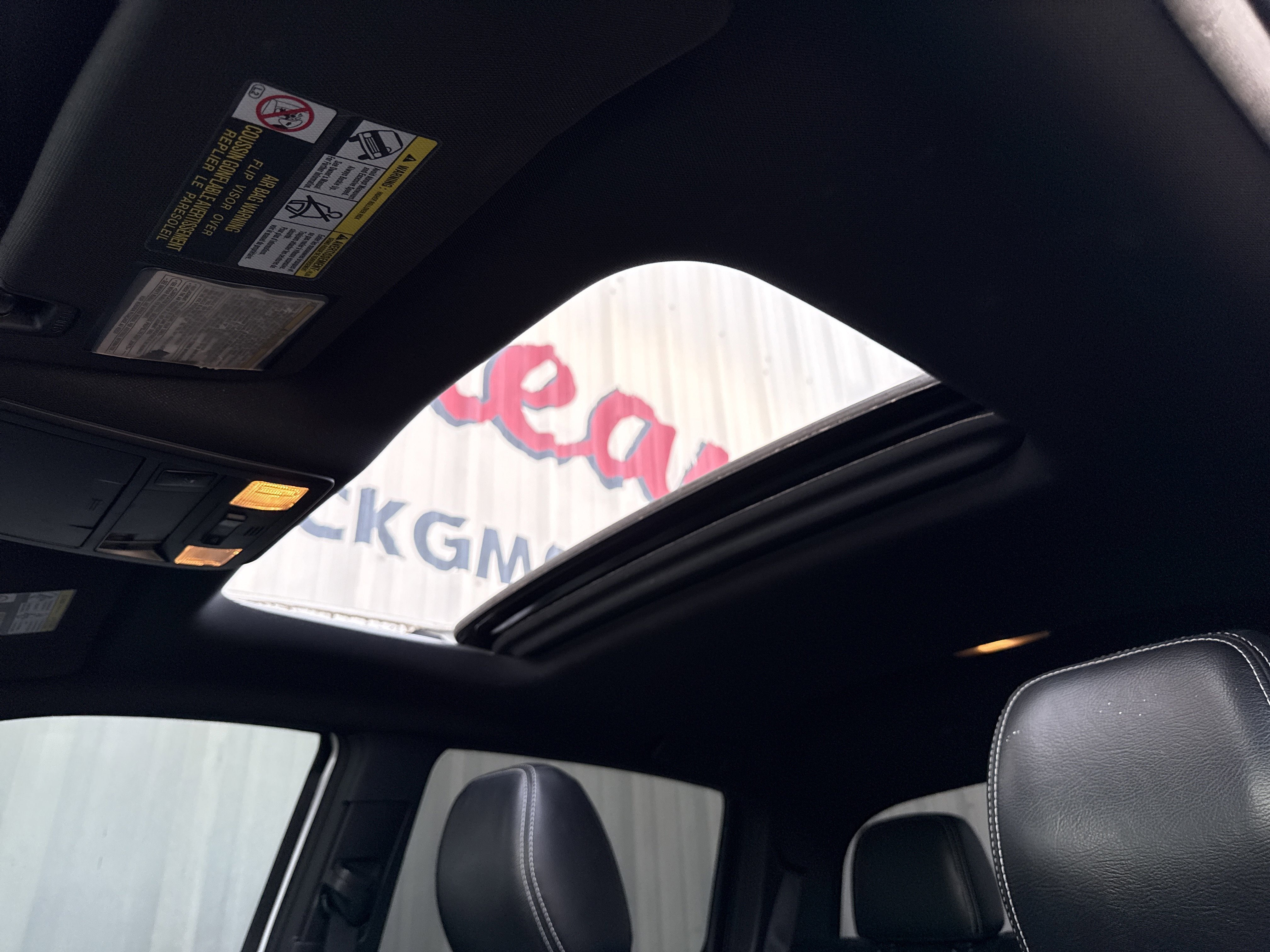 Used 2017 Toyota Tacoma TRD Sport w/ Premium & Technology Package image 21