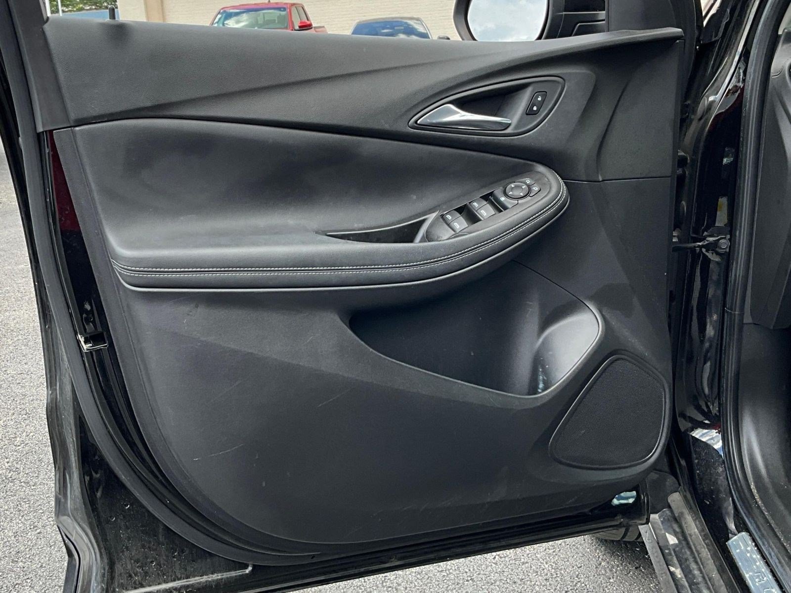 Used 2022 Buick Encore GX Preferred w/ Sport Touring Package FWD image 18