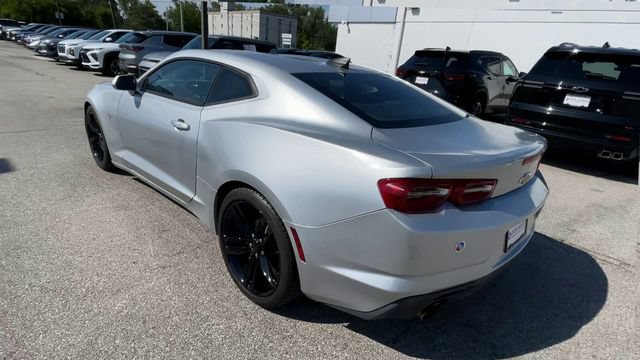 Used 2019 Chevrolet Camaro LT RWD image 8