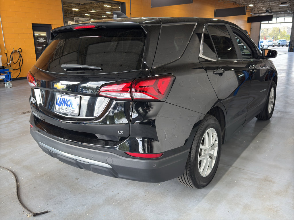 Used 2024 Chevrolet Equinox LT w/ LPO, Floor Liner Package FWD image 5