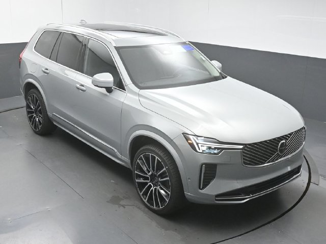 Used 2026 Volvo XC90 B6 Plus w/ Protection Package Premier AWD/4WD image 43