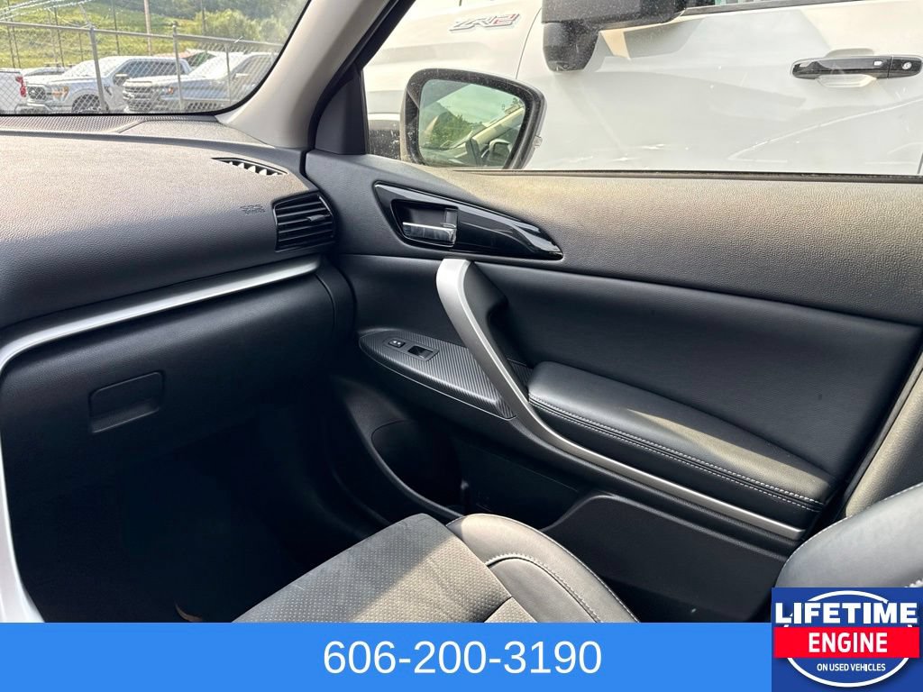 Used 2025 Mitsubishi Eclipse Cross SE AWD/4WD image 16