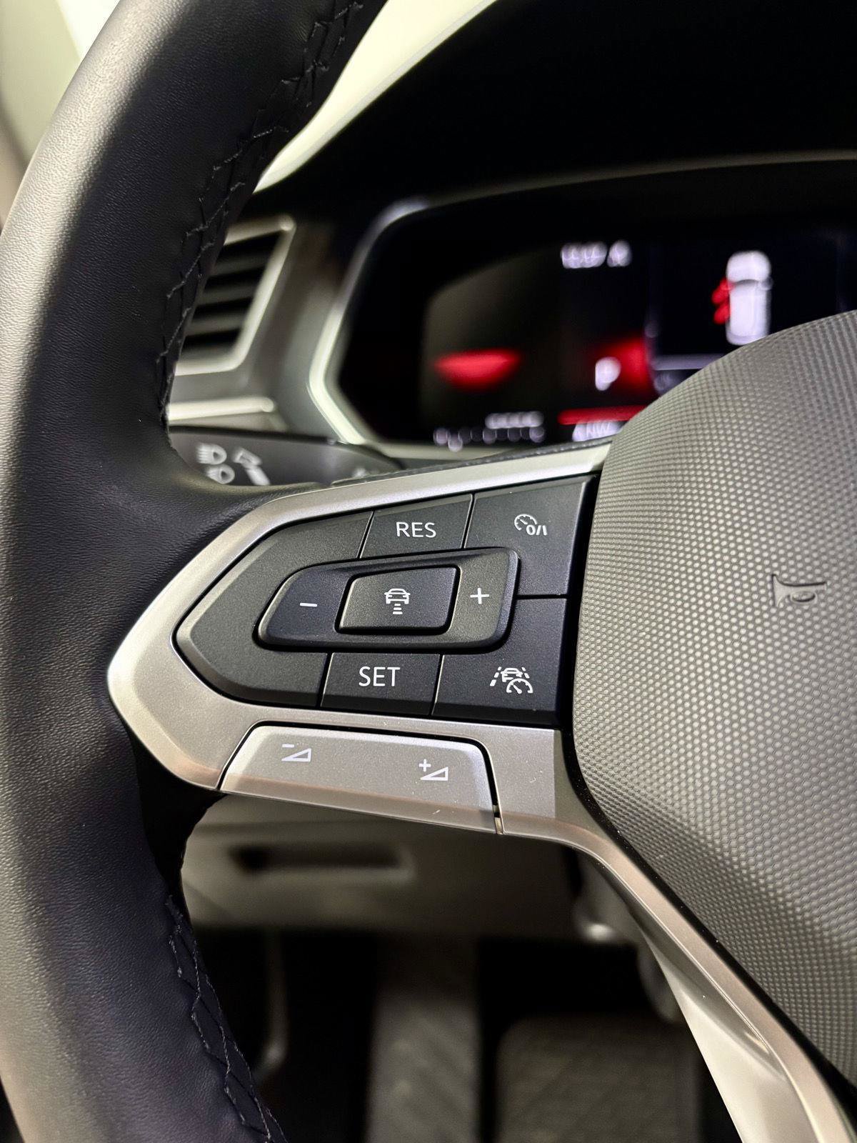 Used 2024 Volkswagen Tiguan Wolfsburg Edition AWD/4WD image 16