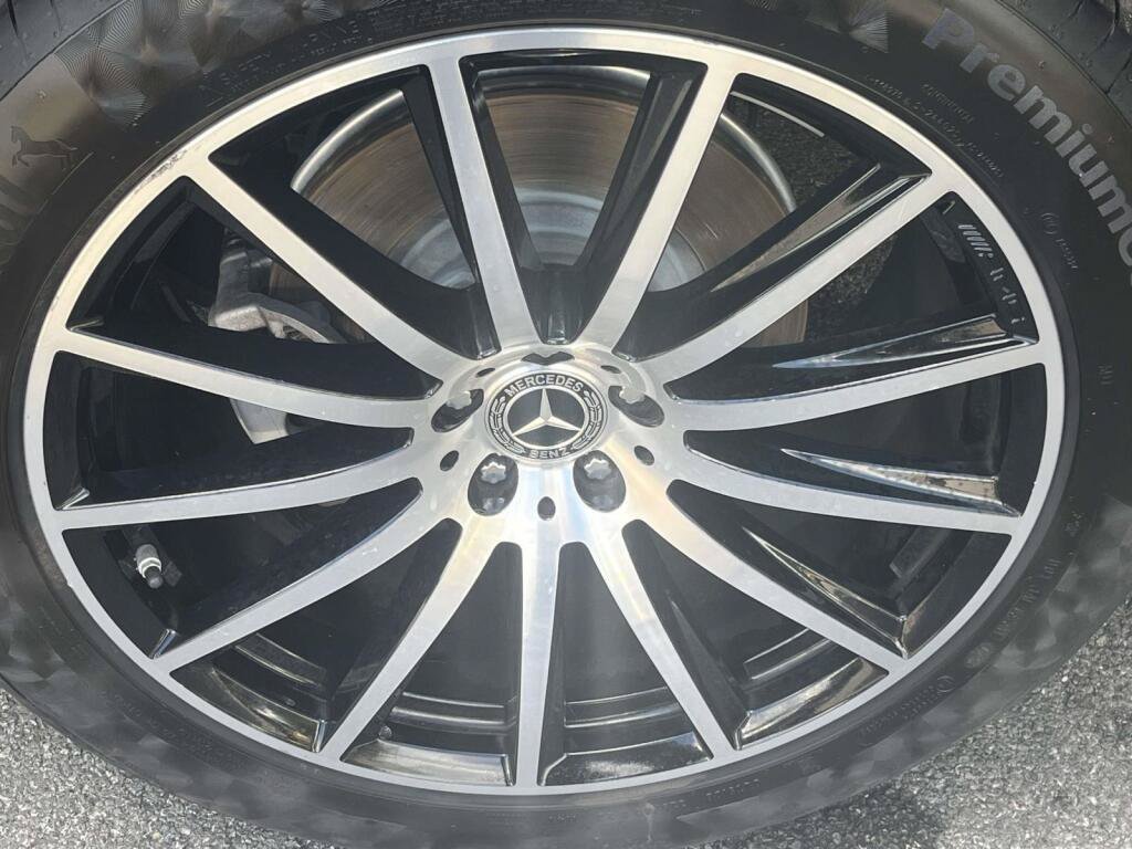 Certified 2025 Mercedes-Benz GLS 450 4MATIC w/ AMG Line Exterior image 15