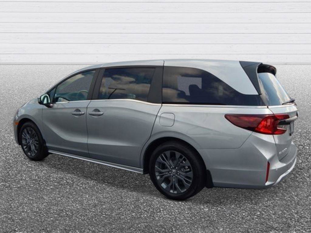 New 2026 Honda Odyssey Touring image 3