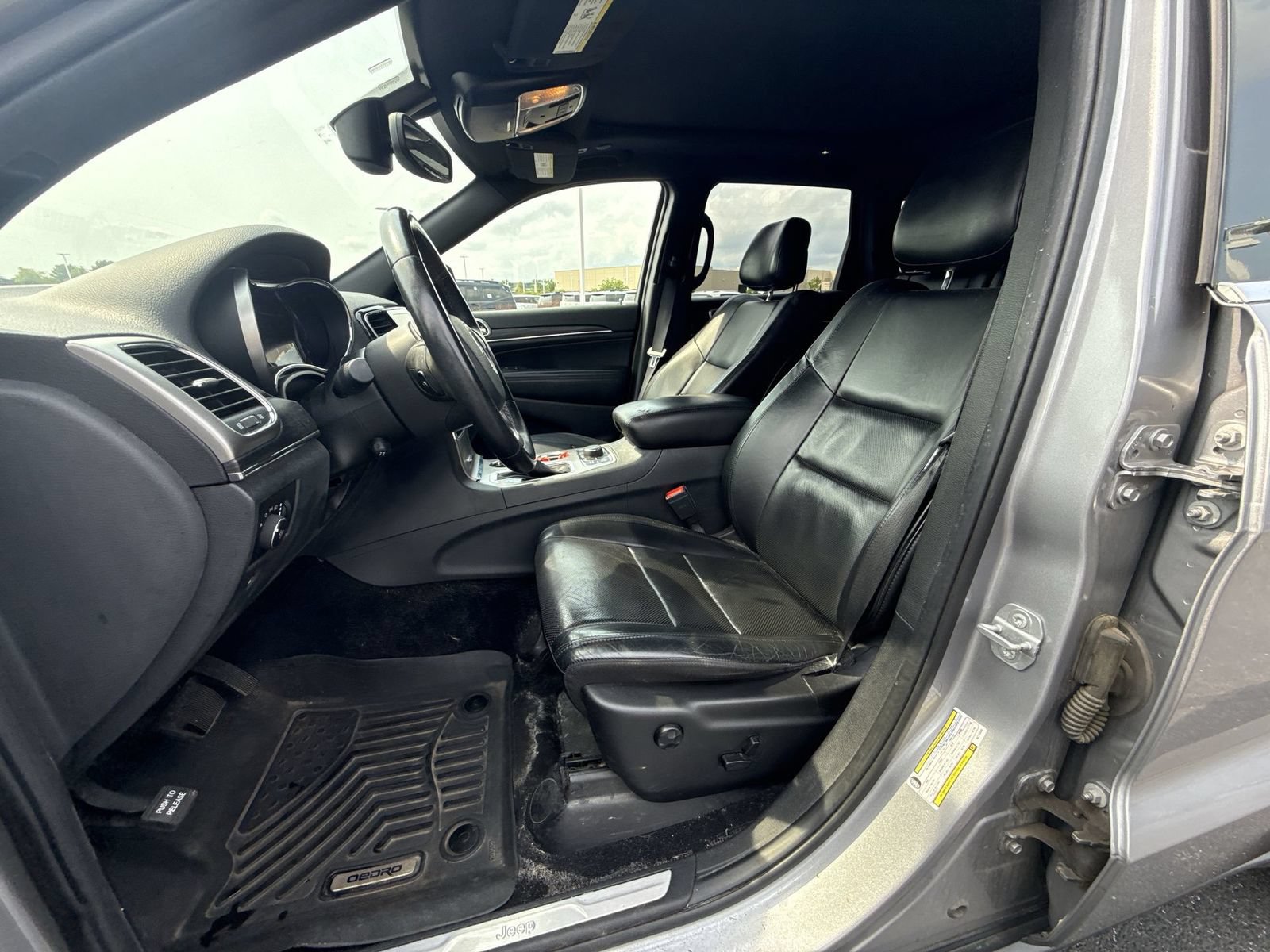 Used 2019 Jeep Grand Cherokee Limited w/ Luxury Group II AWD/4WD image 12