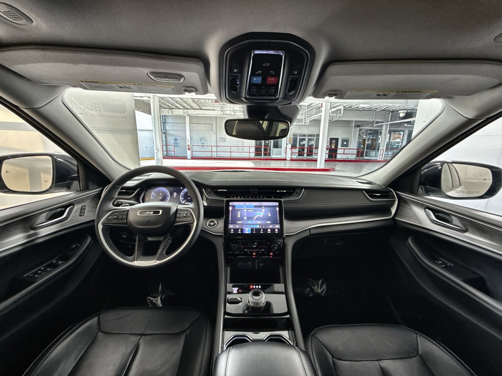 Used 2023 Jeep Grand Cherokee L Limited image 23