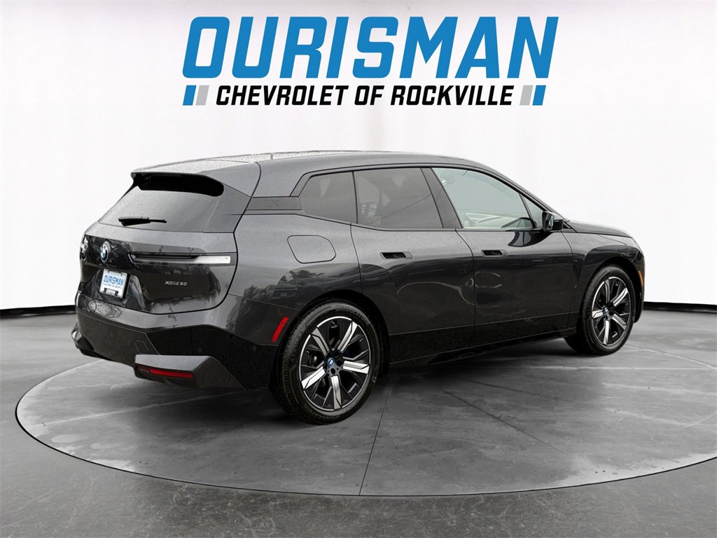 Used 2023 BMW iX xDrive50 w/ Ultimate Package 2 image 6