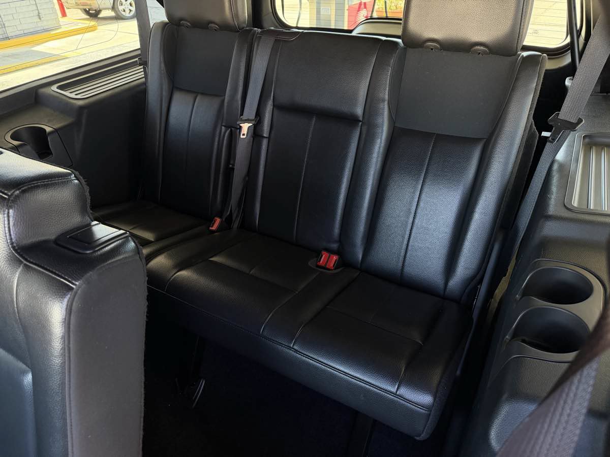Used 2010 Ford Expedition EL Limited RWD image 21