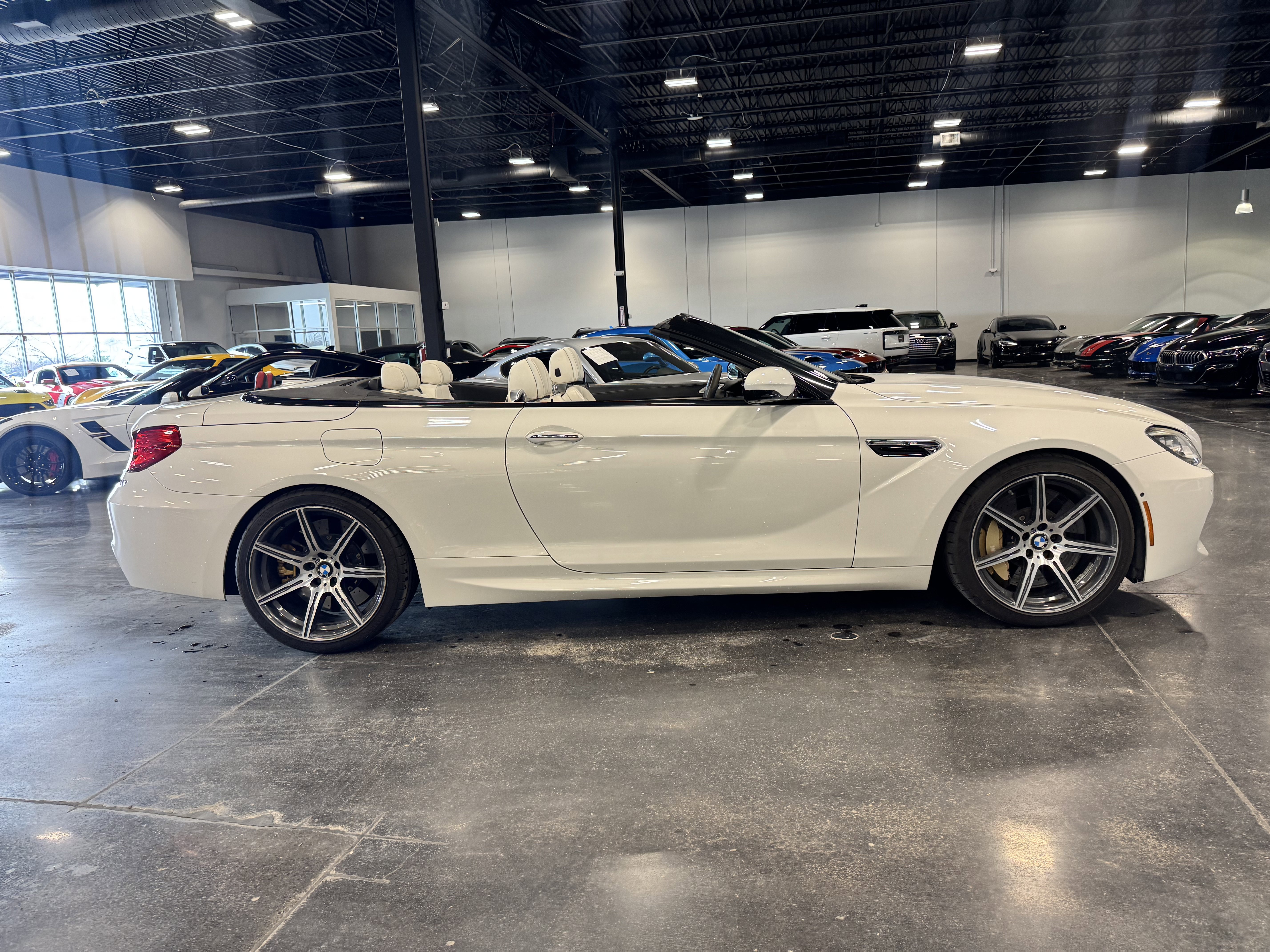 Used 2015 BMW M6 Convertible image 19