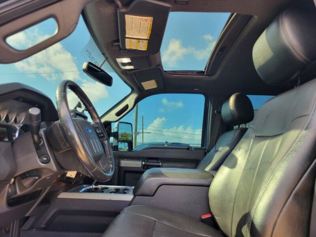 Used 2016 Ford F250 Lariat w/ Lariat Ultimate Package AWD/4WD image 10