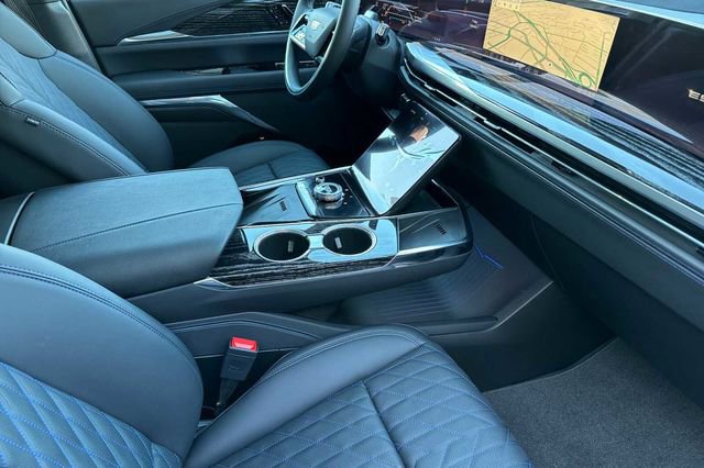 New 2025 Cadillac Escalade IQ Sport 1 w/ LPO, ONYX Package AWD/4WD image 18