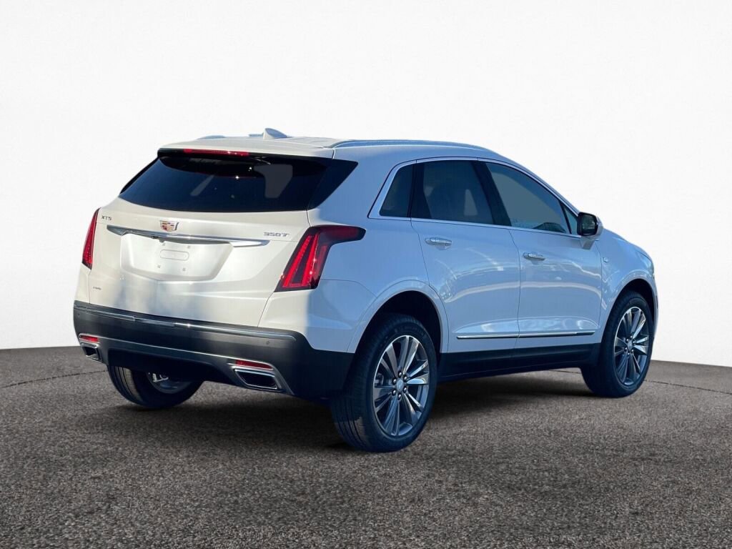 New 2025 Cadillac XT5 Premium Luxury w/ LPO, Floor Liner Package image 4