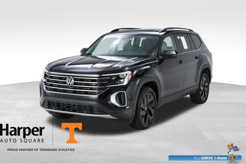 Used 2024 Volkswagen Atlas SE w/ Panoramic Sunroof Package