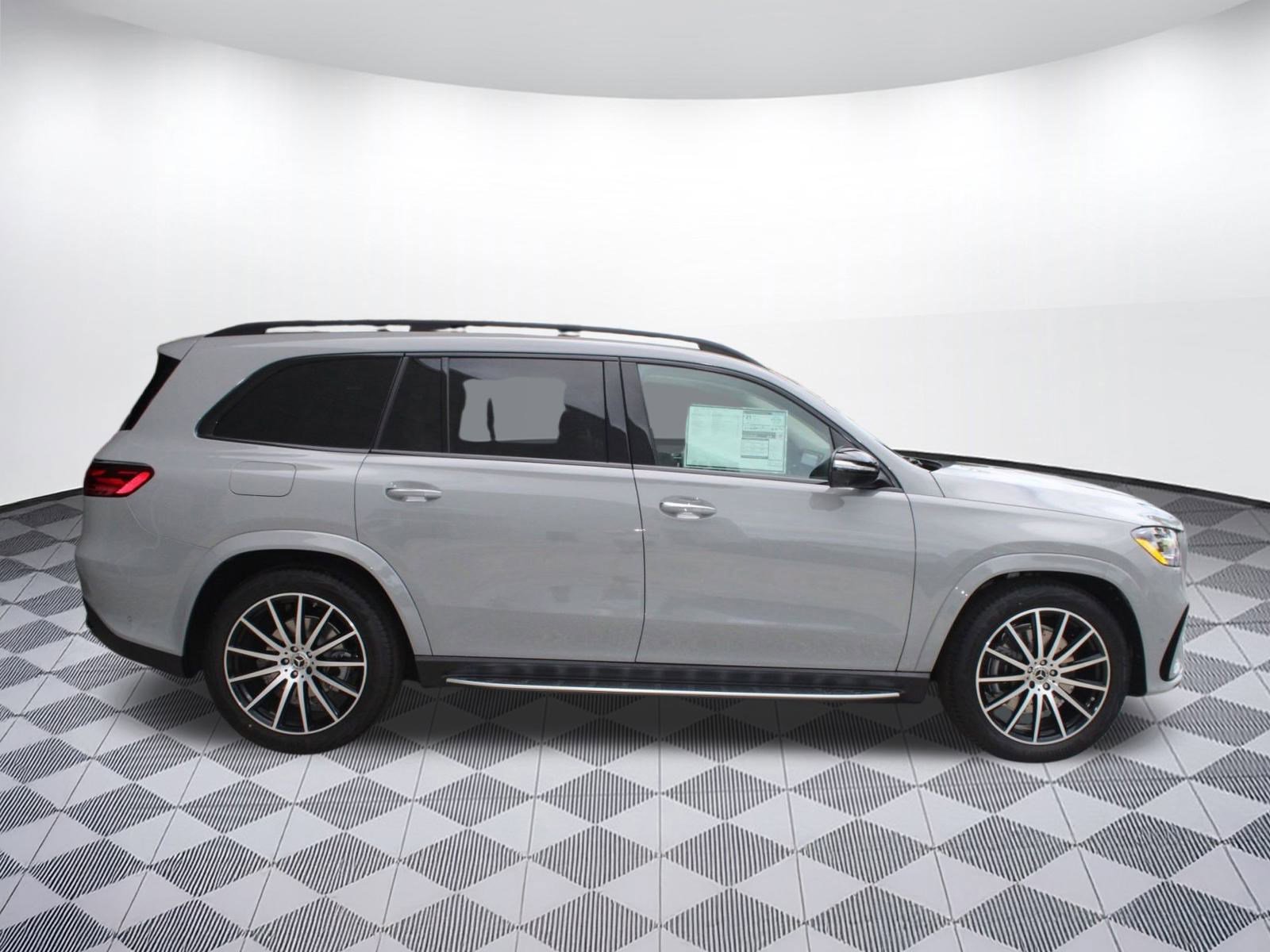 New 2026 Mercedes-Benz GLS 450 4MATIC image 8