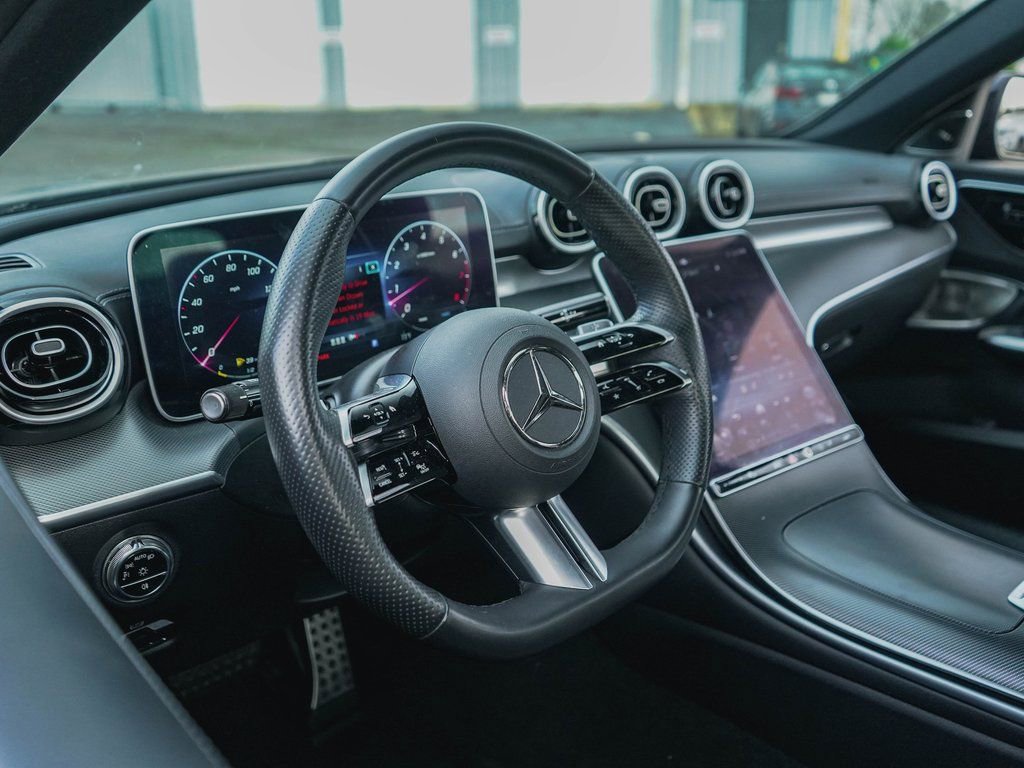 Used 2024 Mercedes-Benz C 300 Sedan image 6