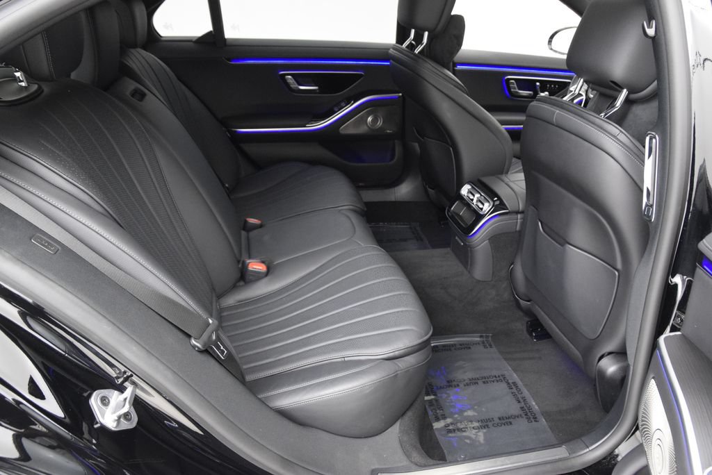 Certified 2022 Mercedes-Benz S 500 4MATIC image 19