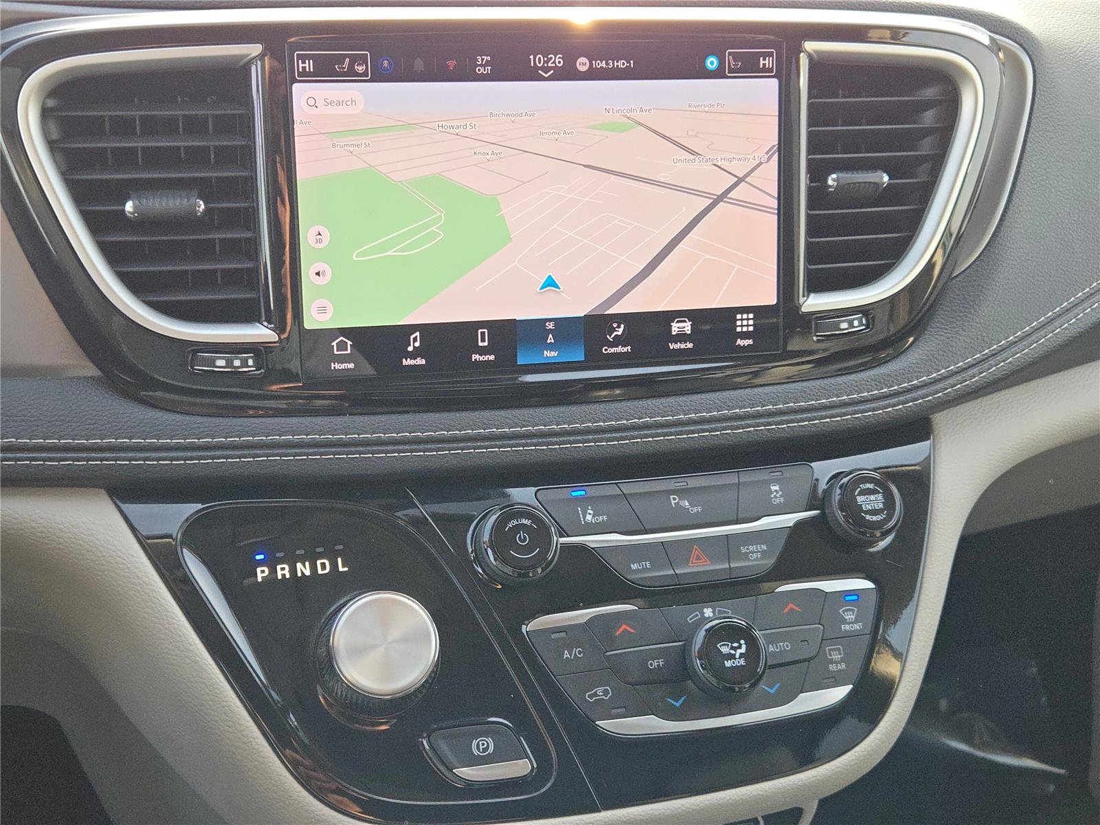 Certified 2024 Chrysler Pacifica Select image 30