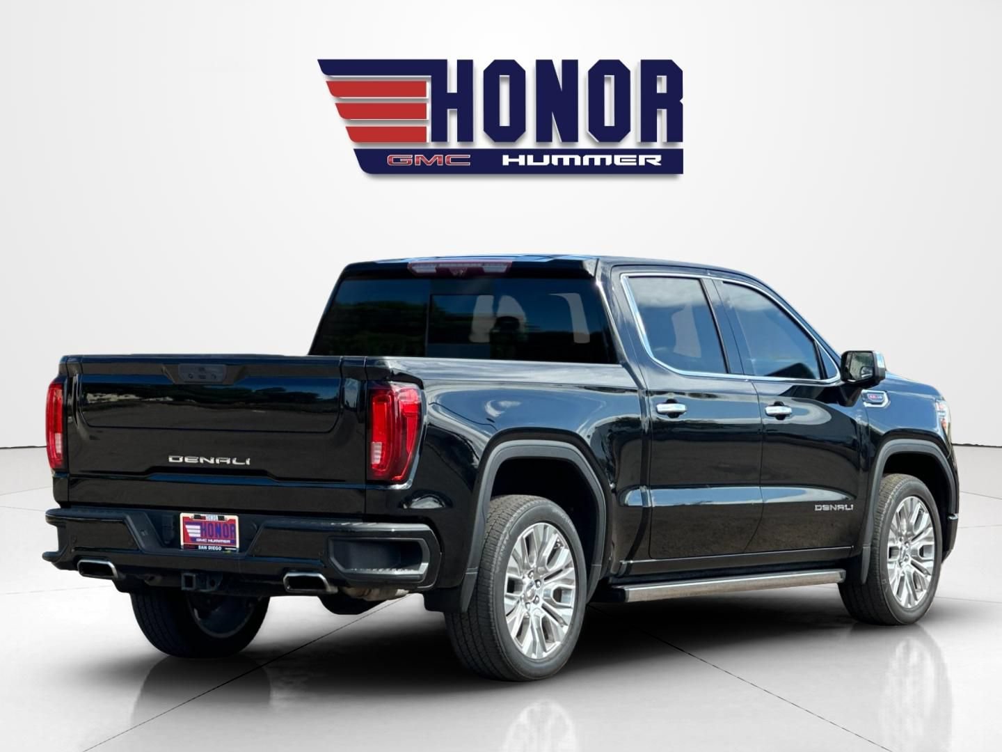 Used 2021 GMC Sierra 1500 Denali w/ Denali Ultimate Package AWD/4WD image 4