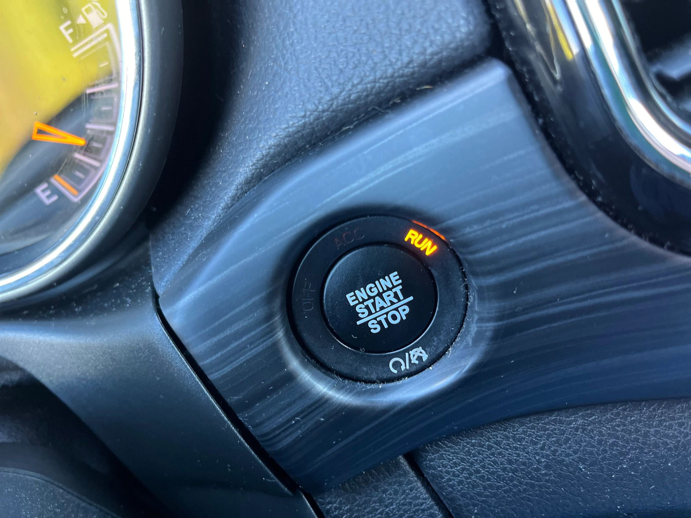 Used 2021 Jeep Grand Cherokee Laredo X image 25