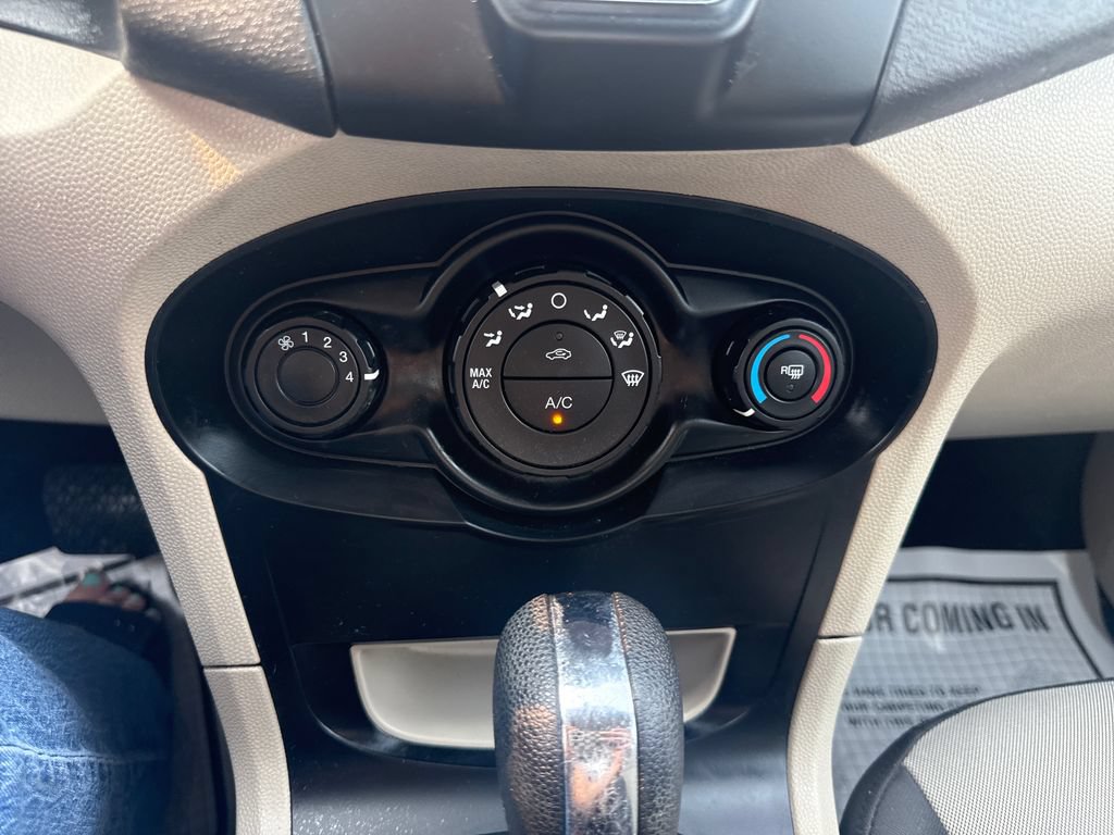 Used 2011 Ford Fiesta S FWD image 28