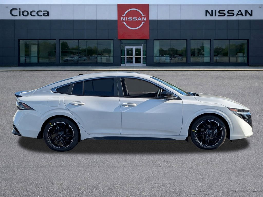 New 2026 Nissan Sentra SR w/ SR Premium Package FWD image 6