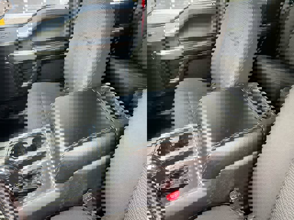 Used 2016 Ford F150 XLT w/ Equipment Group 302A Luxury image 26