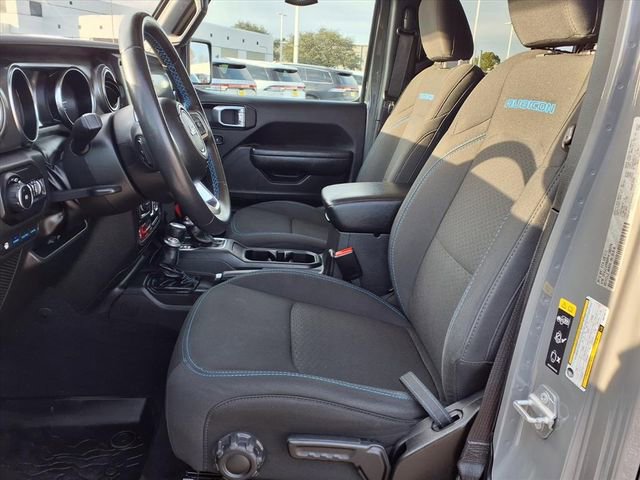 Used 2022 Jeep Wrangler Unlimited Rubicon 4xe image 5