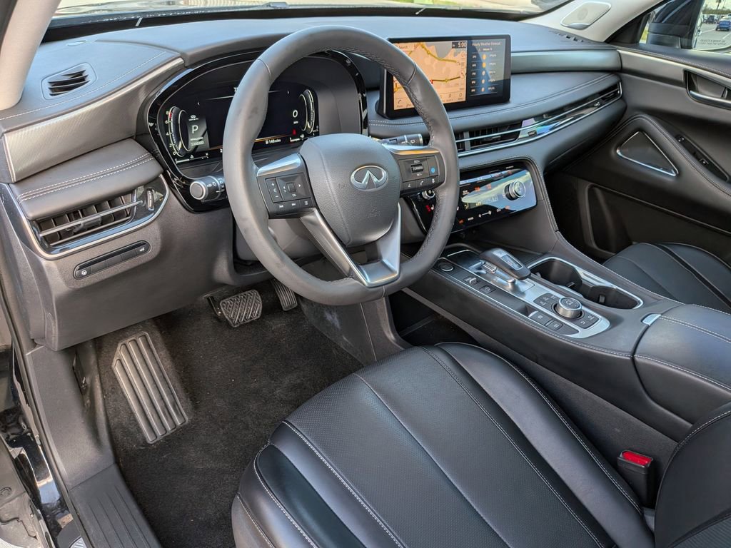 Used 2024 INFINITI QX60 Luxe w/ Performance Audio Package image 12