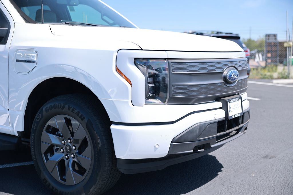 Used 2023 Ford F150 Lightning Lariat w/ Tow Technology Package AWD/4WD image 7