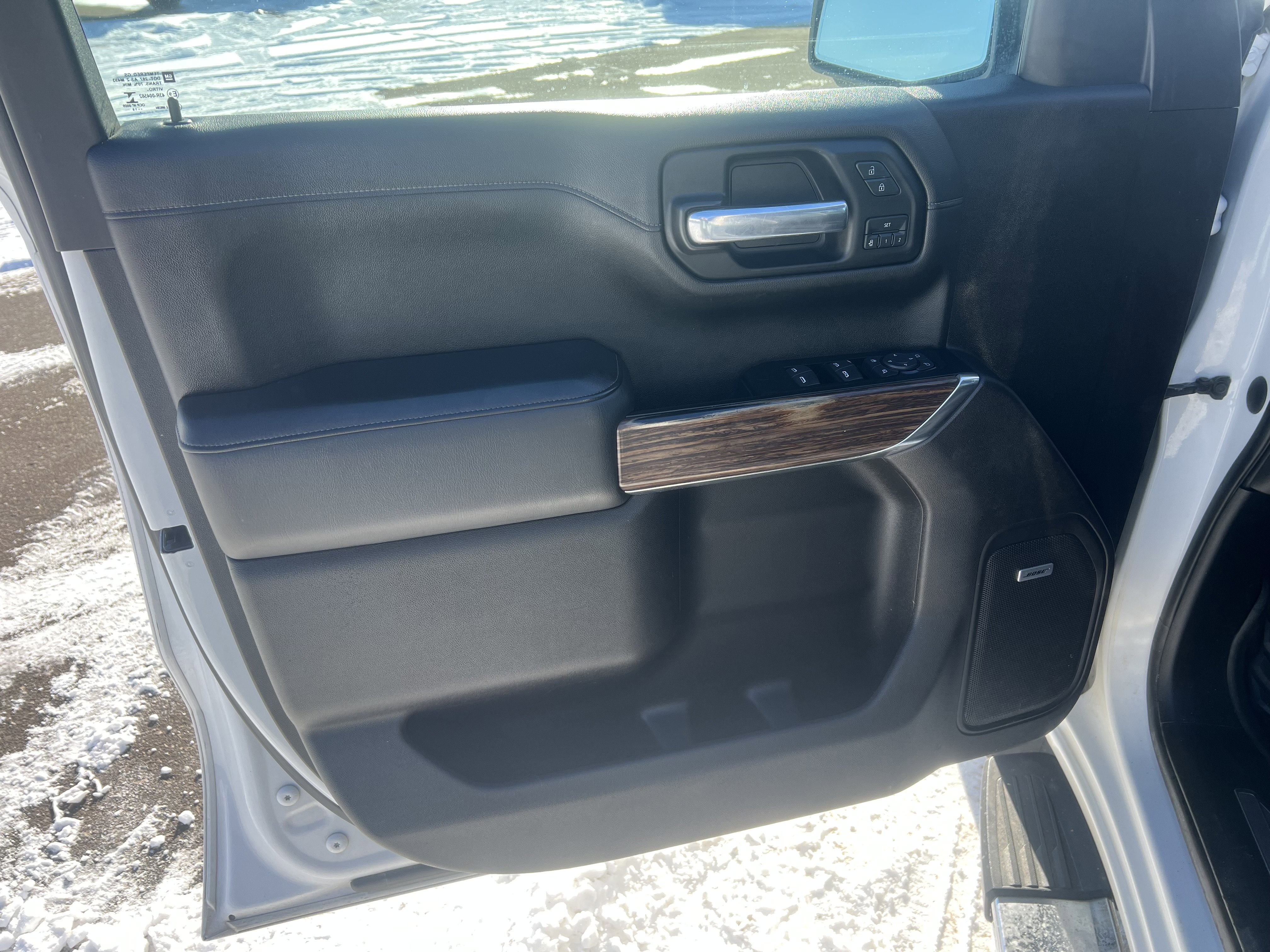 Used 2019 Chevrolet Silverado 1500 High Country w/ Technology Package image 15