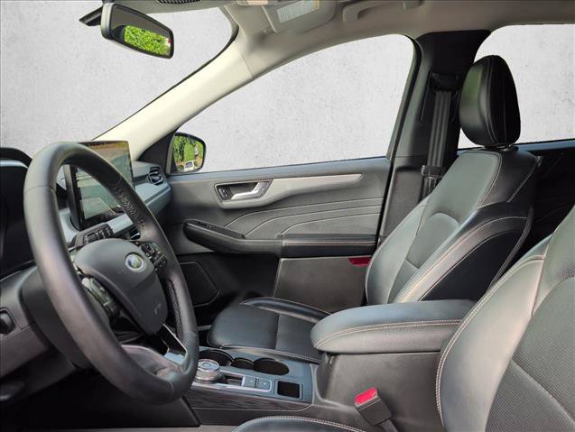 Used 2023 Ford Escape Platinum AWD/4WD image 10
